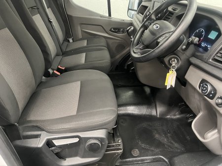 2022 Ford Transit - photo 8