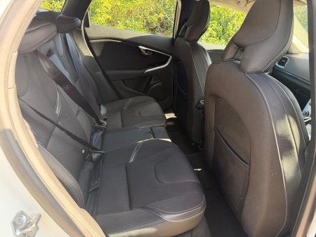 2018 Volvo V40 - photo 11