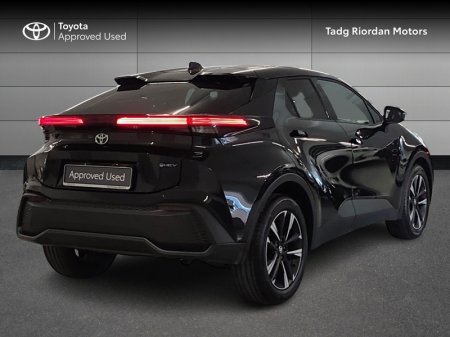2026 Toyota C-HR - photo 2