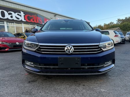 2018 Volkswagen Passat - photo 2
