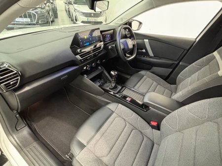 2022 Volkswagen Golf - photo 17
