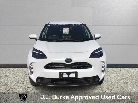 2024 Toyota Yaris - photo 2