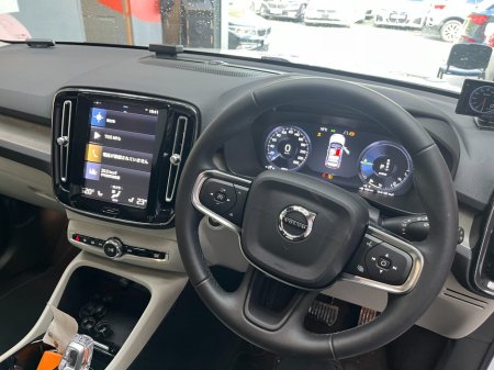 2022 Volvo XC40 - photo 11