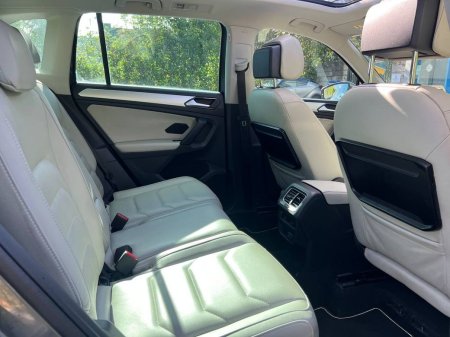 2017 Volkswagen Tiguan - photo 8