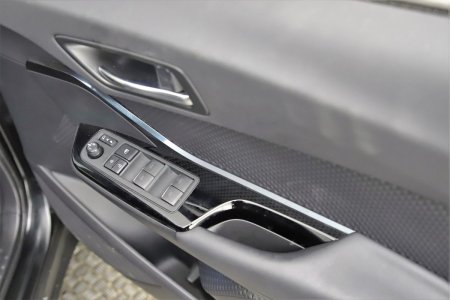 2020 Toyota C-HR - photo 24