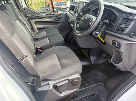 2020 Ford Transit - photo 8