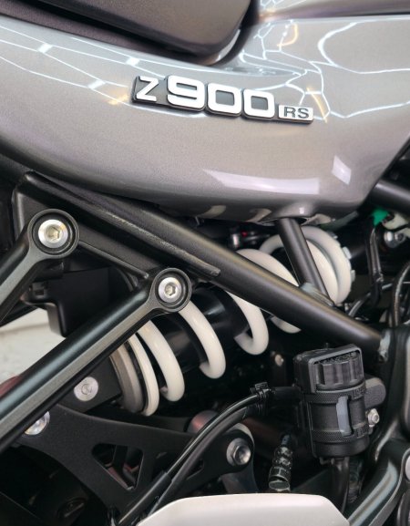 2020 Kawasaki Z 900 RS - photo 22