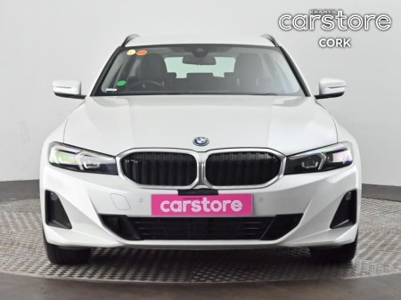 2023 BMW 3-Series - photo 8