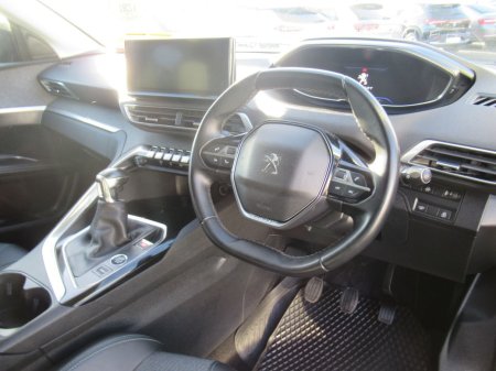 2022 Peugeot 5008 - photo 15
