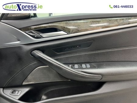 2022 BMW 5-Series - photo 38