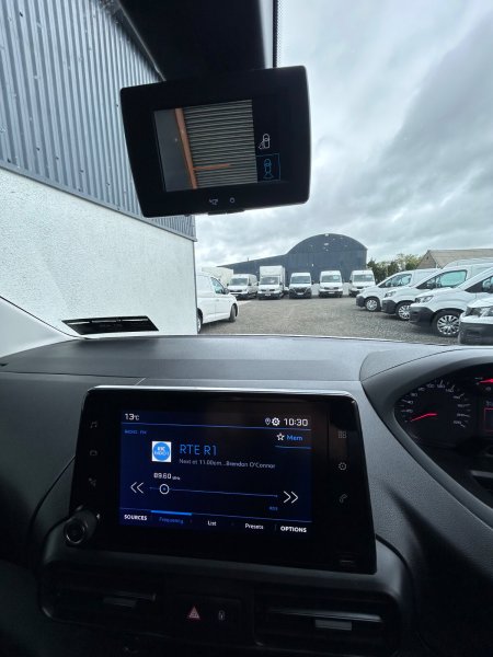 2020 Peugeot Partner - photo 10