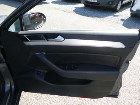 2015 Volkswagen Passat - photo 18