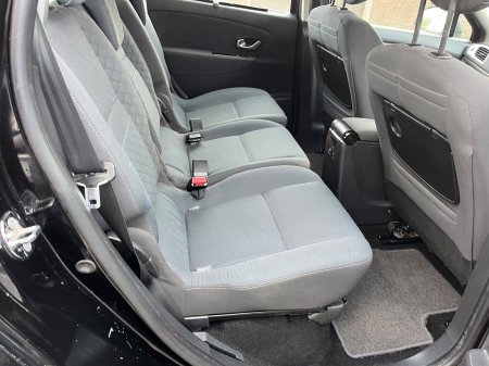 2011 Renault Scenic - photo 6