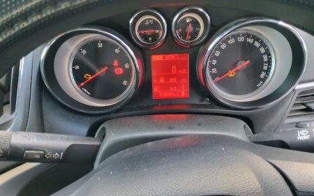 2015 Opel Zafira - photo 11