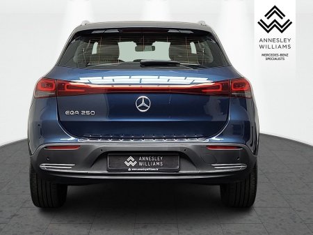 2022 Mercedes-Benz EQA - photo 9