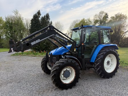 2001 New Holland TL100