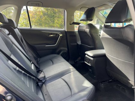 2021 Toyota RAV4 - photo 8
