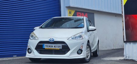 2015 Toyota Aqua Hybrid