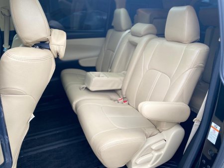 2020 Toyota Alphard - photo 18