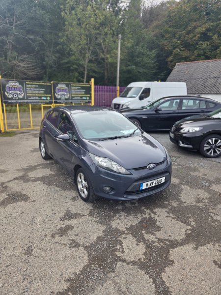 2011 Ford Fiesta - photo 9