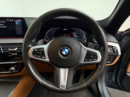 2019 BMW 5-Series - photo 18