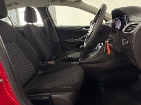 2017 Opel Astra - photo 27