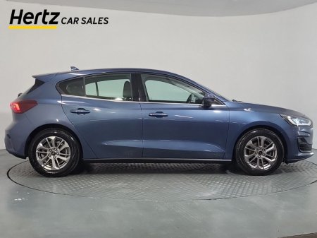 2023 Ford Focus - photo 2