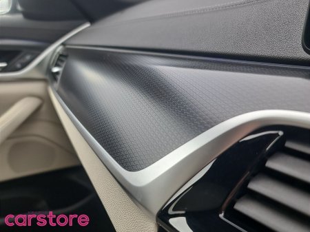 2022 BMW 5-Series - photo 27