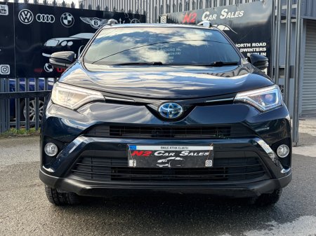2018 Toyota RAV4 - photo 2