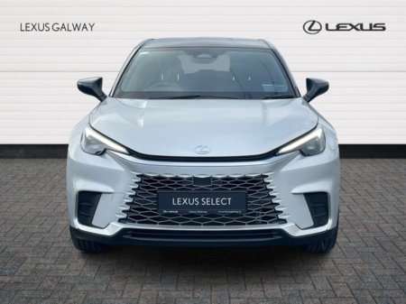 2025 Lexus LBX - photo 4