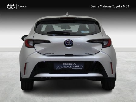 2027 Toyota Corolla - photo 4