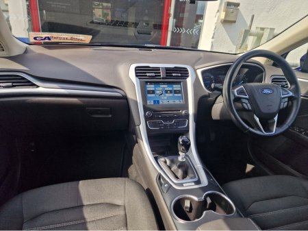 2017 Ford Mondeo - photo 29