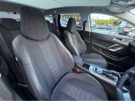 2019 Peugeot 308 - photo 13