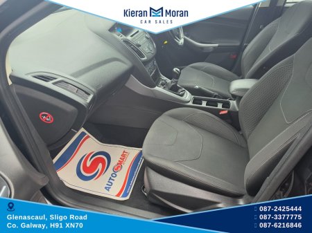 2015 Ford Focus - photo 26