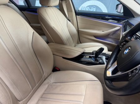 2017 BMW 5-Series - photo 14