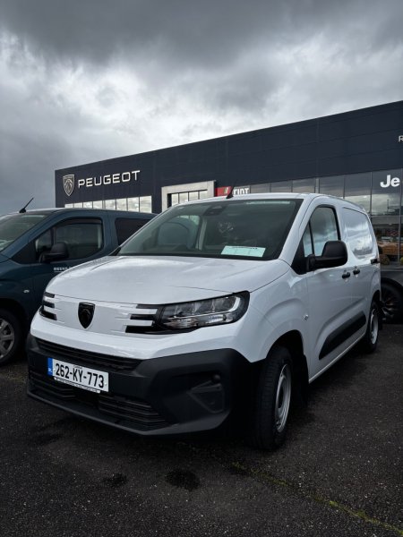 2026 Peugeot Partner - photo 2