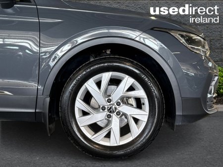 2024 Volkswagen Tiguan - photo 17