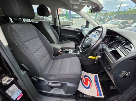 2017 Volkswagen Touran - photo 5