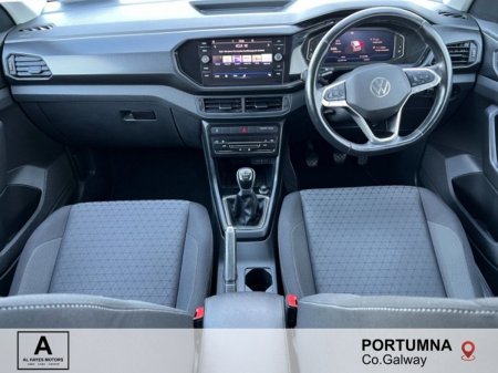 2023 Volkswagen T-Cross - photo 2
