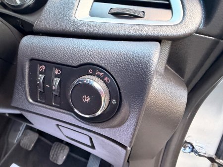 2011 Opel Astra - photo 18