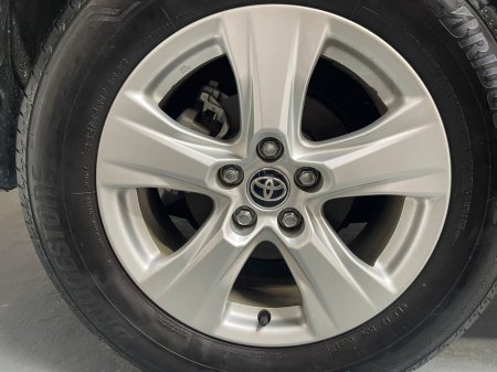 2021 Toyota RAV4 - photo 8