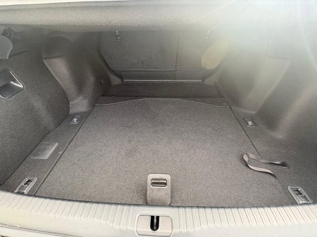 2017 Lexus IS - photo 4