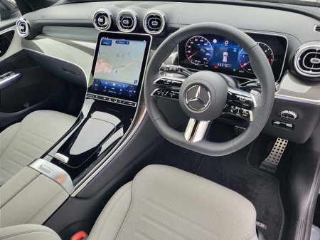 2027 Mercedes-Benz GLC - photo 2