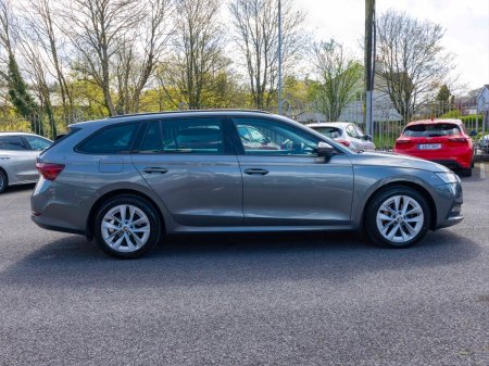 2022 Skoda Octavia - photo 7