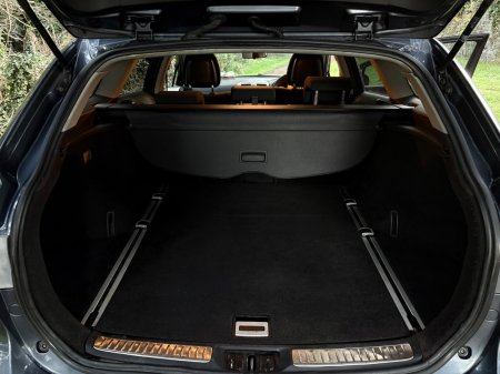 2010 Toyota Avensis - photo 9