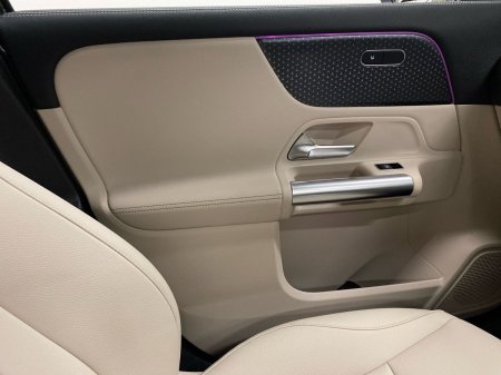 2026 Mercedes-Benz GLA - photo 14