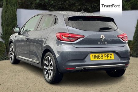 2020 Renault Clio - photo 2