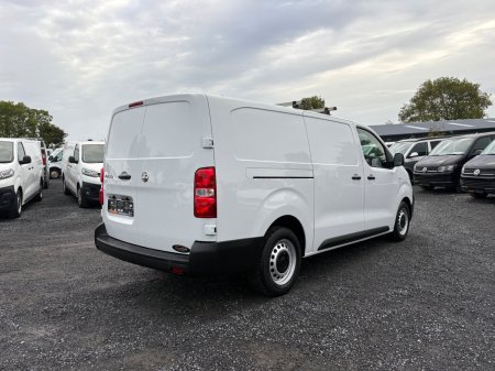 2022 Vauxhall Vivaro - photo 3