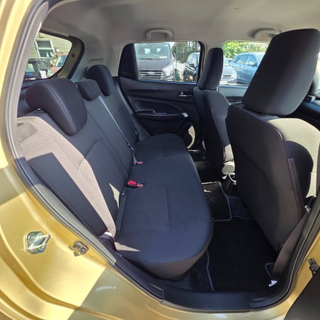 2018 Suzuki Swift - photo 16