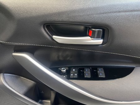 2022 Toyota Corolla - photo 17